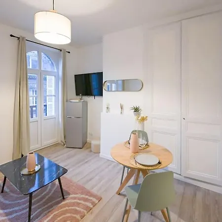 Le Lupin - Petite Terrasse - 250m *