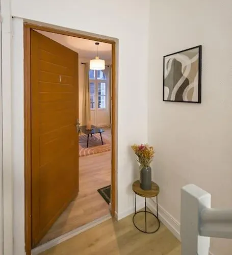 Le Lupin - Petite Terrasse - 250m *