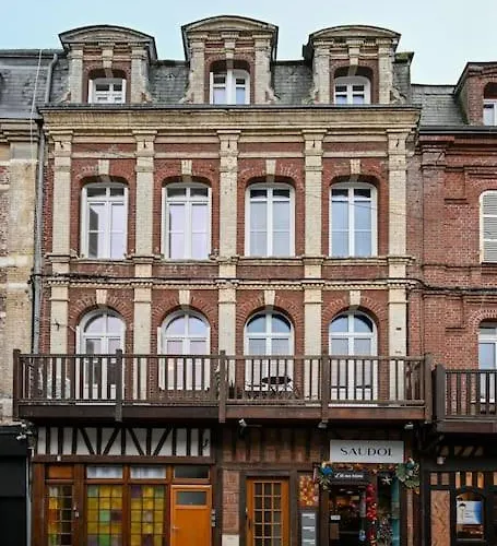 Le Lupin - Petite Terrasse - 250m Appartement